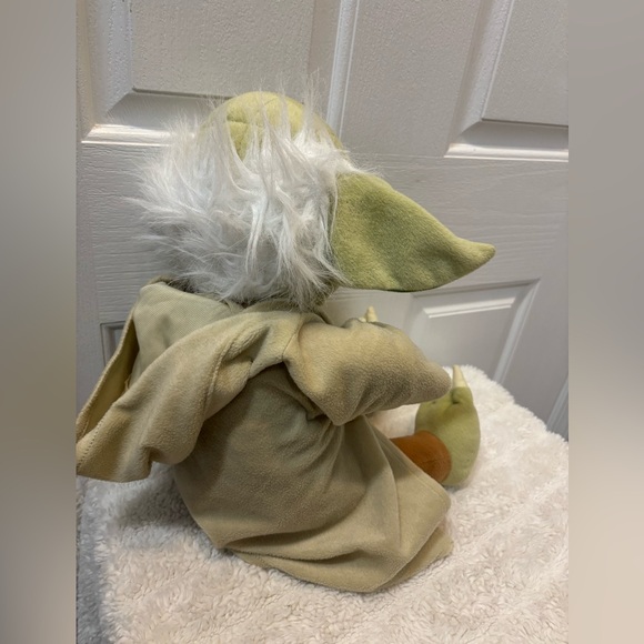 Yoda Star Wars Jay Franco Plush Lucas Film Stuffed Animal In Hooded Robe 17” - Picture 3 of 7